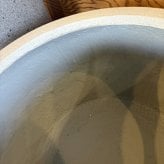鉢カバー おしゃれ 大型 軽量 17号 12号 丸型 平鉢 KONTON コントン パボ ジャー ロー L Mサイズ 高級 北欧 モダン ナチュラル 室内 屋内 観葉植物用 多肉植物 サボテン 特大 底穴なし 玄関 リビング プランター 浅型 オフホワイト ブラウン グレー