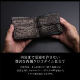 スモールクロコダイル 二つ折り財布 コンパクト財布 日本製 GranCroco 一枚革 ポロサス センター取り ヌメ革 植物 タンニン 鞣し マット 加工 ベジタブル ICFA LWG 認定 鰐革 保証書付 JRA 4FA (No.06002006)