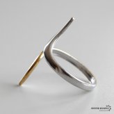 ステンレス ニュアンスリング ごつめ ツイスト コンビカラー メタルリング オープンリング ワイドリング ゴールド シルバー 指輪 太め 大きめ 存在感 個性的 カーブ マルチ ミックス レディース 女性 金属アレルギー対応