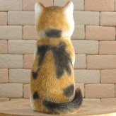 猫　置物 リアル　シンお願いキャット　４　ミケ　ネコ　動物オブジェ　ガーデン　オーナメント　店舗　カウンター　装飾　オブジェ　インテリア　玄関先　庭　ねこ好きさん人気ギフト　動物人気ギフト　クリスマスプレゼント　お誕生日祝い　母の日人気　父の日人気　敬老の日人気