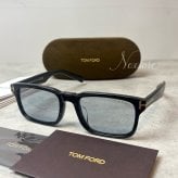 【並行輸入品】【正規品・新品 箱付き】TOMFORD トムフォード TF1148D FT1148D 01A イタリア製 サングラス メガネ 眼鏡 メンズ レディース TOM FORD トム フォード 伊達メガネ