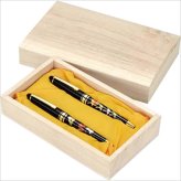 高級蒔絵ボールペンペア 富士 鶴 木箱入 文具 筆記具 文房具 ペン ステーショナリー【北海道・沖縄県・離島 配送不可】