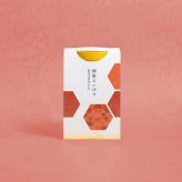 【選べる4缶】はちみつ茶葉園 プレミアム蜂蜜紅茶ギフトセット【春】 桜葉（静岡産）、瀬戸内れもん（広島産）【夏】 清見おれんじ（広島産）、白桃（長野産）【秋】 蜜りんご（青森産）、生姜（高知産）【冬】 苺（愛媛産）