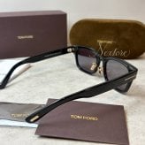 【並行輸入品】【正規品・新品 箱付き】TOMFORD トムフォード TF1232D FT1232D 01A イタリア製 サングラス メガネ 眼鏡 メンズ レディース TOM FORD トム フォード 伊達メガネ