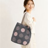 トートバッグ レディース 大きめ おしゃれ 通販 トートバック 肩掛けバッグ 肩掛けカバン 肩掛け バック A4 通学 通勤 旅行 撥水 縦型 かわいい オシャレ 総柄 大容量 カジュアル 大学生 高校生 女子 大人 女性 ミセス シニア レディースバッグ