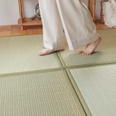 夏ラグ 夏用カーペット 畳 置き畳 置きたたみ い草 天然素材 天然い草 DIY フロア畳 ユニット畳 フローリング畳 カーペット マット 82x82cm 和室 軽量 空気清浄 保温性 調湿 縁あり リラックス効果