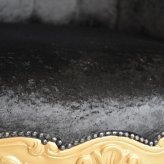 椅子 チェア 脚付 ロココ ゴールド 女王様の椅子 幅93cm ブラック アンティーク調 ロココ調 姫系 プリンセス 猫脚 ヨーロピアン 輸入家具 オシャレ 写真館 ファンタジー 映画 おとぎの国からやって来た “王様の椅子”と“女王様の椅子 イス