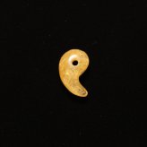天然石 勾玉ゴールドルチル 約1.7g 黄金色に輝く 仕事運 成功 お守り GHM49 スエードコードor交換用ゴム付＆巾着付 財運 石 京海堂