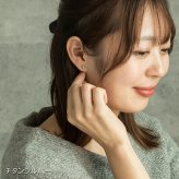 セカンドピアス チタン つけっぱなし 純チタン 長方形 四角 スクエア 金属アレルギー 日本製 ポスト 軸太0.75mm 長さ10mm 全8色 全品1個ずつバラ売り 医療用 おすすめ かわいい シンプル 小さめ ミニ 極小 人気 プレゼント