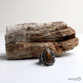 ステンレス タイガーアイ ワイドリング 燻し 指輪 メンズ ごつめ 太幅 オーバル 大ぶり 立体装飾 重厚感 存在感 アンティーク調 ヴィンテージ風 ロック バイカー アメカジ カジュアル 手元 アクセサリー 金属アレルギー対応