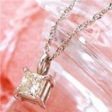 ネックレス レディース 純プラチナ プリンセスカット ダイヤモンド ペンダント 0.15ctアップ シンプル アクセサリー 宝石 記念日 誕生日 プレゼント ギフト