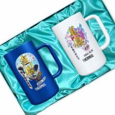 名入れ ビールジョッキ サーモス ペア プレゼント 真空断熱 保温 保冷 ステンレス 名前入り ステンレスジョッキ プリント 印刷 印字 グラス コップ ビアグラス おしゃれ ビールグラス 父の日 母の日 結婚祝い 無料 ラッピング ジョッキ カラー ネーム入れ バースデー ギフト 720 ml 青 白 化粧箱 入り JDK-721C ビアジョッキ セット 背景/イラスト入り PI32