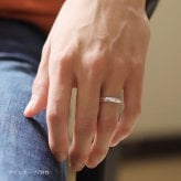 ペアリング 2本セット ハワイアンジュエリー リング 刻印 無料 誕生石入れ可 指輪 1号～29号 幅約3.5mm マイレリーフ シルバー925 ギフト対応可 大きいサイズ 小さいサイズ BY THE SEA バイザシー リング カップル 夫婦 プレゼント ハロウィン 【品番：SR401P】