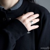 ステンレス ゆがみリング ワイドリング 槌目模様 凹凸 マットリング シンプルリング ゴールド 18K GP シルバー フリーサイズ レディース 女性 指輪 金属アレルギー対応