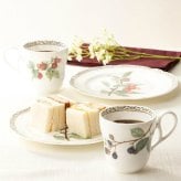 マグカップペア 〈4911L/P97855〉 オーチャードガーデン ノリタケ 正規品 結婚祝い 新築祝い 引越し祝い 記念品 プレゼント 食器 ギフト 食器 マグセット r8d