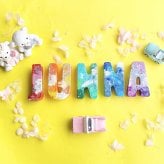お名前クレヨン 名入れクレヨン 名前入り 誕生日プレゼント 出産祝い 1歳 2歳 3歳 知育玩具 女の子 男の子 キッズ ギフト プチギフト