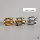ステンレス 3連イヤーカフ シンプル ライン メタルイヤーカフ 重ね付け風 ゴールド 18KGP シルバー ミックス 片耳1点 可愛い プチプラ 耳の穴不要 痛くない レディース 女性 金属アレルギー対応フェイクピアス ノンホール イヤリング