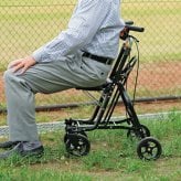 アルミ製シルバーカー スタッグ 高齢者 押し車 座れる　送料無料