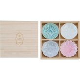色彩の器 色彩の器 小鉢揃 [26-0206-041] ＊１５２９８９ プレミアムギフト 贈り物 お祝い 磁器 日本製 内祝い 出産内祝い 結婚内祝い 快気祝い 新築祝い お返し 贈り物 プレゼント ギフト