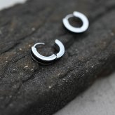ピアス メンズ フープ 輪っか ライン ブラック シルバー サージカル ステンレス アレルギー対応 片耳 1個 リング アクセサリー レディース ユニセックス