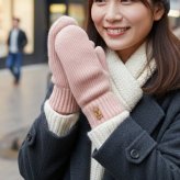 【即日発送】ニットミトン 手袋 レディース 裏ボア ボア 防寒 暖かい 温かい 極暖 厚手 ニット ミトン 冬 秋 女性 おしゃれ かわいい カジュアル 無地 シンプル プレゼント ギフト 誕生日 クリスマス ブラック レッド ベージュ ピンク モカ グレー 茶 黒 赤 灰色 桃色 通学 通勤 自転車 大人 学生