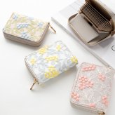 お札が折れない コンパクトウォレット 【 ぷっくりミモザ 】 刺繍 全面 ミモザ くすみカラー