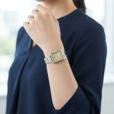 カシオ 腕時計 レディース ゴールド シルバー ツートン シャンパン アナログ スクエア レトロ 海外モデル 逆輸入 小さめ 薄型 メタル 仕事 誕生日 プレゼント ギフト CASIO 収納ケース付き 成人 卒業 入学