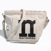 マリメッコ marimekko ショルダーバッグ モノ ミニ クロスボディ ソリッド ブラック オフホワイト レディース 91980 091980 100 北欧雑貨 北欧デザイン 送別会 誕生日 お中元 結婚祝い 結婚式 彼女 娘 妻 女性 ギフト 高級 父の日 母の日 即日発送 ホワイトデー