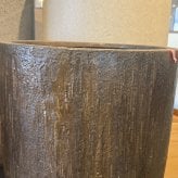 鉢カバー おしゃれ 大型 18号 13号 L M サイズ 植木鉢 KONTON コントン バルゴ ベアルート 丸型 ラウンド ファイバーストーン 軽量 室内 屋内 高級 北欧 モダン ナチュラル 観葉植物用 サボテン 多肉植物 特大 玄関 プランター 底穴なし アッシュグレー ダークグレー