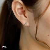 セカンドピアス つけっぱなし k18 k14 18金 すずめ スズメ ハッピー バード 鳥 軸太0.65mm ポスト9mm レディース シンプル プレゼント
