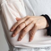 ステンレス フラワーリング ローズリング 細身 可愛い ゴールド 指輪 シンプル お洒落 ピンキー 細め ワンポイント 花 薔薇 一輪 プチプラ レディース 女性 金属アレルギー対応