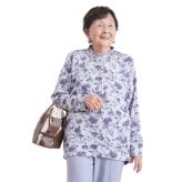シニアファッション レディース 80代 70代 60代 90代 春夏秋冬 [装生] 日本製 乾燥機対応 ちりめん 花柄 スナップボタン 前開き ブラウス おばあちゃん 服 誕生日 プレゼント 婦人服 女性 ハイミセス ミセス 祖母 お年寄り 老人 高齢者（csf-ft4-yi0122）