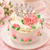 選べる9色 プリンセス ティアラケーキ 4号・5号｜バラ飾り＆フルーツミックス入り