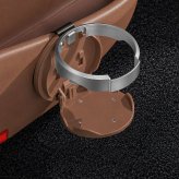 【2個セット】車用 ドリンクホルダー 折りたたみ式 カップホルダー 車載ドリンクホルダー 背面クリップ 車内収納 コンパクト 省スペース 小型 すっきり収納 簡単取付 レザー調 車内アクセサリー