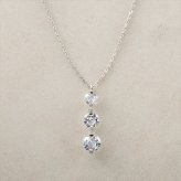 ミチコ ロンドン コシノ スリーストーンペンダント A-MLLP9008-C  内祝 内祝い お祝 御祝 記念品 出産内祝い プレゼント 快気祝い 粗供養 引出物