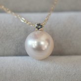 ［pearl607］8mm - 8.5mm ホワイトピンク ペンダント ネックレス 11月 誕生石 ブルートパーズ あこや真珠