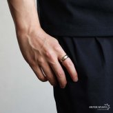 ステンレス ケルトリング ごつめ メンズリング メタルリング ゴールドリング 指輪 重厚感 太め 大きめ 存在感 人気 ルーン文字 ユグドラシル 生命の樹 ヴァイキング Viking プチプラ 男性 金属アレルギー対応