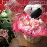 スヌーピー プリザーブドフラワー入り フラワーギフト ピンク系 ピンクバラ入り 誕生日 退職祝い 送別祝い 結婚祝い お祝い 女性 プレゼント 記念日 ケース付き ラッピング付き