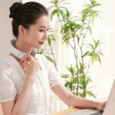 【冬の贈り物】ネックマッサージャー P6 温熱 首 マッサージ ネックケア USB充電式 軽量 充電式 5つのモード 16段階のギアに対応 42℃ 加熱機能 ボディーケア・ビューティー