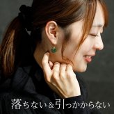 【在庫限り】ピアス 金属アレルギー サージカルステンレス フープ 落ちない 引っかからない 外れにくい フック ファー ボール フェイクファー カラフル かわいい ふわふわ 秋冬