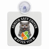 カーサイン 高齢者マーク SENIOR SAFE DRIVER ブリティッシュショートヘア 車内用 吸盤タイプ 収れん火災防止タイプ 肉球 日本製 車 ステッカー