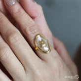 ステンレス ミツバチリング 18KGP レディース 指輪 ゴールド ワイドリング 蜂 クリアデザイン 透け感 オーバル ボリュームリング デザインリング 個性的 かわいい おしゃれ 韓国アクセサリー