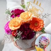 【選べるピック】誕生日アレンジメント 誕生日のお祝いにぴったりな 季節のアレンジメント そのまま飾れる バルーンフラワー 生花 花市場から直送 お祝い お誕生日 かわいい おしゃれ  子供 キッズ ギフト プレゼント 即日発送 手提げ付き メッセージカード無料