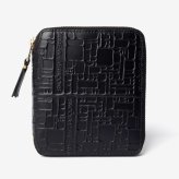 コムデギャルソン COMME DES GARCONS EMBOSSED LOGOTYPE エンボス ロゴタイプ Bifold Wallet 二つ折り財布 SA2100EL ユニセックス 財布