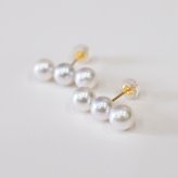 ［pearl579］6mm - 6.5mm ホワイトピンク 3連 ピアス あこや真珠 本真珠 熊本 天草 真珠