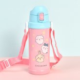 水筒 キッズ ちいかわ 保冷 軽量 800ml 直飲み ステンレスボトル ワンタッチ 子供 女の子 小学生 キャラクター キッズボトル かわいい 肩掛け ショルダー ストラップ付き ハチワレ うさぎ ピンク ブルー 魔法瓶 通園 通学 大きい ドリンクボトル 幼稚園 学校 斜めがけ 軽い