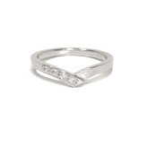 pt900 プラチナV字リング【刻印無料】結婚指輪 マリッジリング プラチナ900 ダイヤモンド 天然石 4月 誕生石 ペアリング ペア V字型 レディース ペア マリッジ 結婚 結婚式 誕生日 プレゼント ギフト包装 彫金 ハンドメイド 手作り 箱入り Grand Galleria グランドガレリア