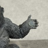 スマホスタンド woobia ウービア ゴリラ おもしろ雑貨 リアル動物オーナメント 卓上 デスク インテリア 誕生日 父の日 昇進祝い 退職祝い 男性 ギフト プレゼント 置物
