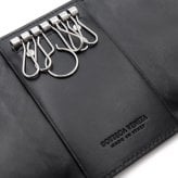 ボッテガヴェネタ BOTTEGA VENETA キーケース 6連 イントレチャート ブラック 黒 メンズ レディース 本革 レザー 編み込み スナップボタン キーリング付き 鍵入れ 630336 V3US1 8803 シルバー金具