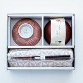 【公式】玉はじき 一人暮らし 食器セット レッド ギフトラッピング込み 日本製 波佐見焼 セット 茶碗 汁椀 箸 すべり止め加工 天然木 プレイスマット 食洗機対応 電子レンジ対応 CDF etendue CDFエタンデュ ビスク